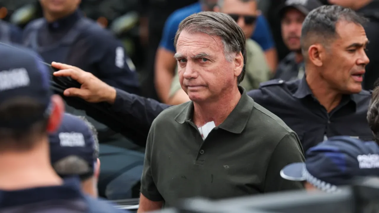 jair-bolsonaro-3-e1758052244921006387700202604302355.webp.webp
