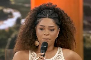 Juliana Alves em conversa sobre a novela Três Graças — Foto: 1 de 1 Foto de Juli