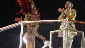 Juliana Paes e Mestre Ciça — Foto: 1 de 1 Juliana Paes e Mestre Ciça - Foto: And