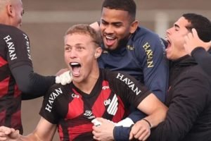 kauan-alemao-athletico-2
