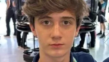 Lapo estava em uma van que se envolveu em um grave acidente com um caminhão — Fo