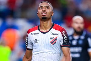 leozinho-esquecimento-athletico-remo