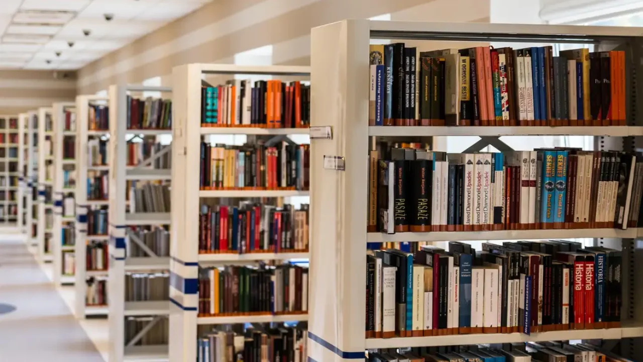 library-488690006624860202607221407.webp.webp