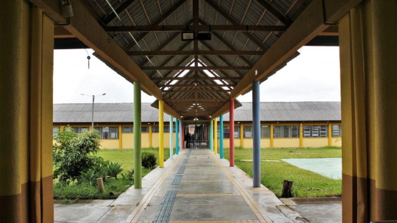 Novos diretores da rede estadual tomam posse — Foto: Governo do Paraná