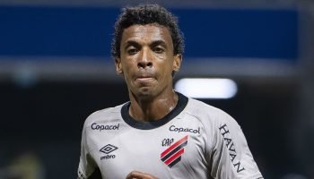luiz-gustavo-volante-athletico