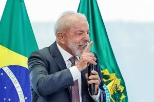 Lula critica intervenção dos EUA na Venezuela