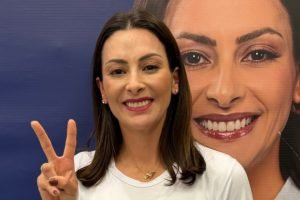 mabel-comemora-votacao-expressiva-em-ponta-grossa-006755160202610042359.jpg