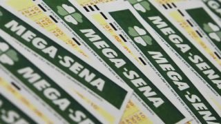 Para jogar na Mega-Sena, é preciso escolher de 6 a 20 números — Foto: Para jogar