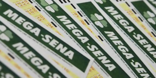 Para jogar na Mega-Sena, é preciso escolher de 6 a 20 números — Foto: Para jogar