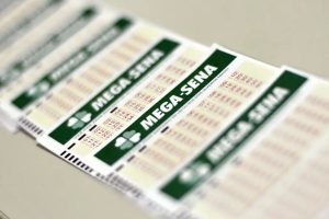 Foto: A aposta mínima, com 6 números, custa R$ 6. (Foto: Marcello Casal Jr./Agên