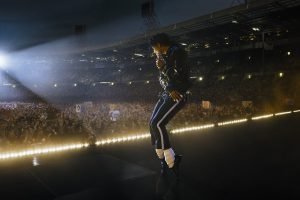Jaafar Jackson como Michael Jackson na cinebiografia do Rei do Pop — Foto: 1 de