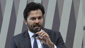 ministro-fabio-faria-comunicacao-geraldo-magela-agencia-senado