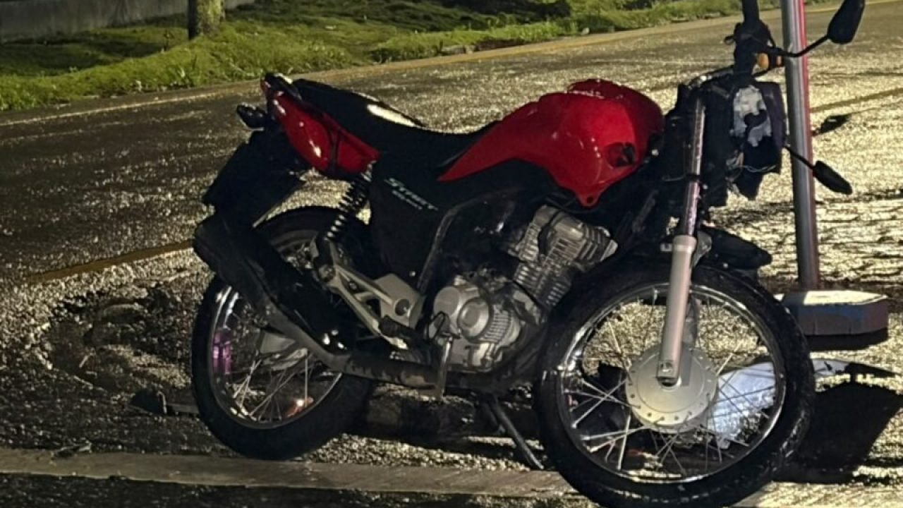motociclista-ferido-colisao-frontal-carro-chuva-sao-jose-dos-pinhais-1-960x592-1
