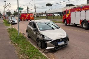 motorista-de-aplicativo-bate-carro-estacionado-capota-veiculo-ferido-bairro-alto-video-960x592-1