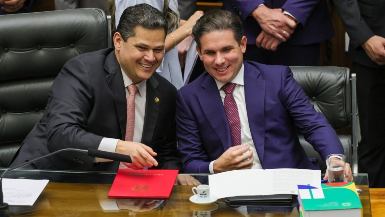 motta-alcolumbre-fim-da-escala-6-por-1