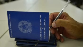 Vagas de emprego no Grupo Muffato — Foto: H2FOZ