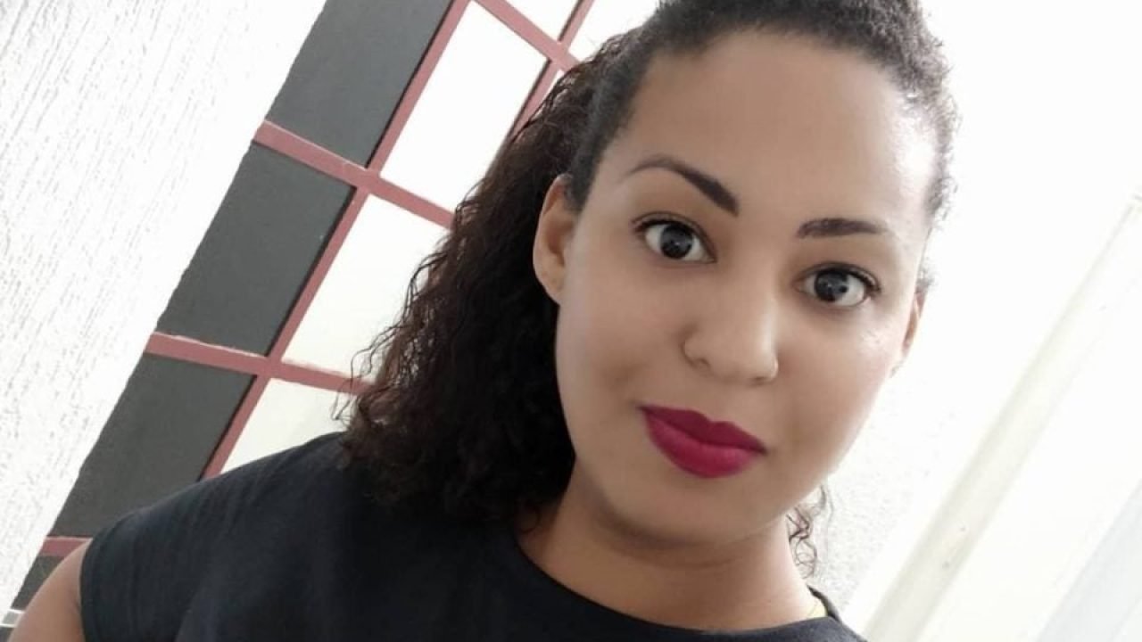 A mulher morreu após a cirurgia. — Foto: A mulher morreu após a cirurgia (Foto: