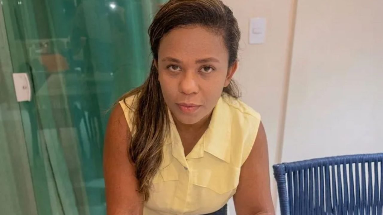 Foto: A vítima deixa esposo e uma filha. (Reprodução/Redes sociais)