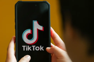 multa-TikTok-protecao-criancas-e-adolescentes