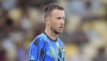 neto-ex-athletico-fora-dos-planos-botafogo-goleiro