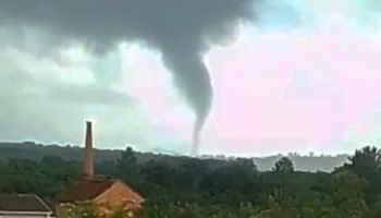 Nuvem funil registrada no Paraná — Foto: Governo do Paraná