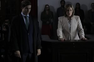 Beth Goulart e Nicolas Prattes em O Advogado de Deus — Foto: 1 de 1 Beth Goulart