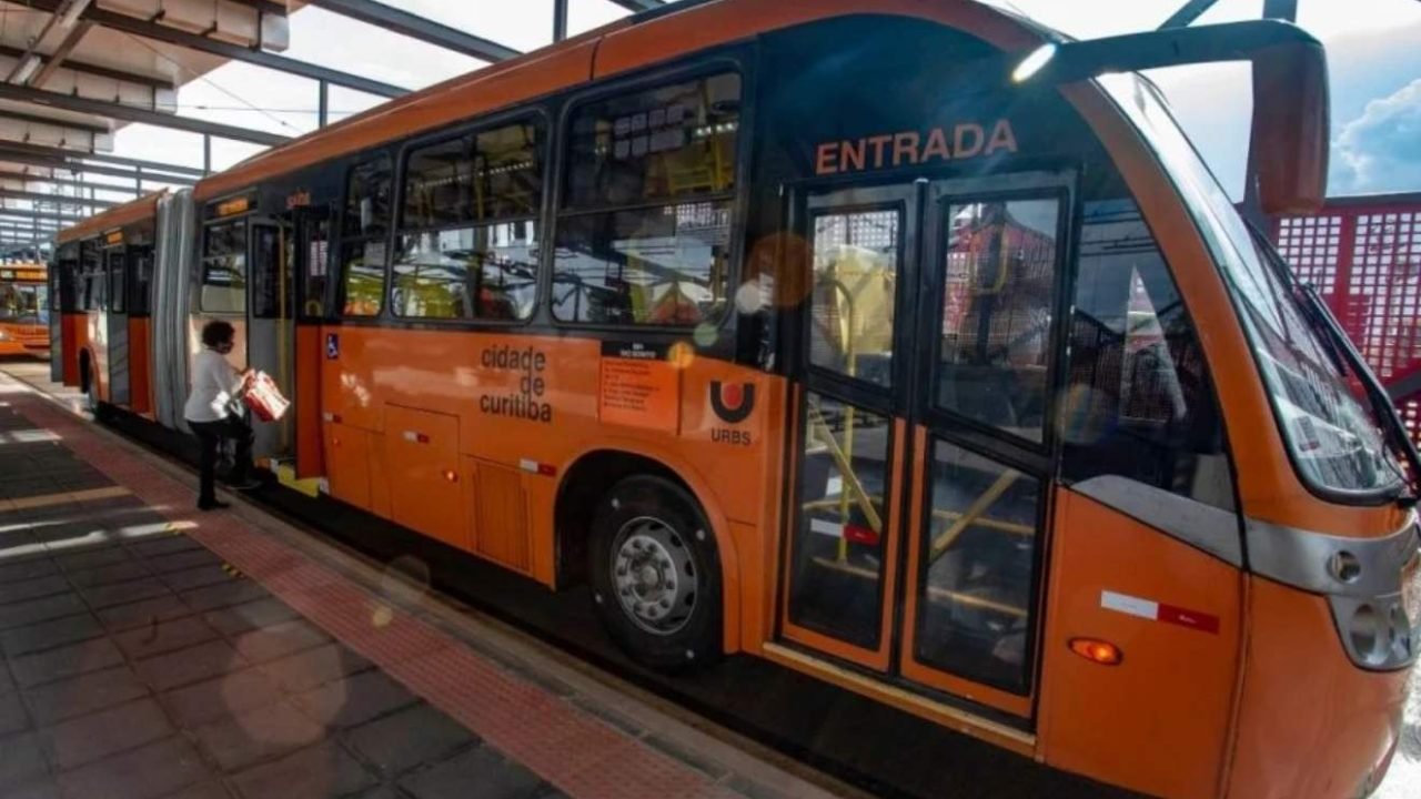 onibus-transporte-curitiba