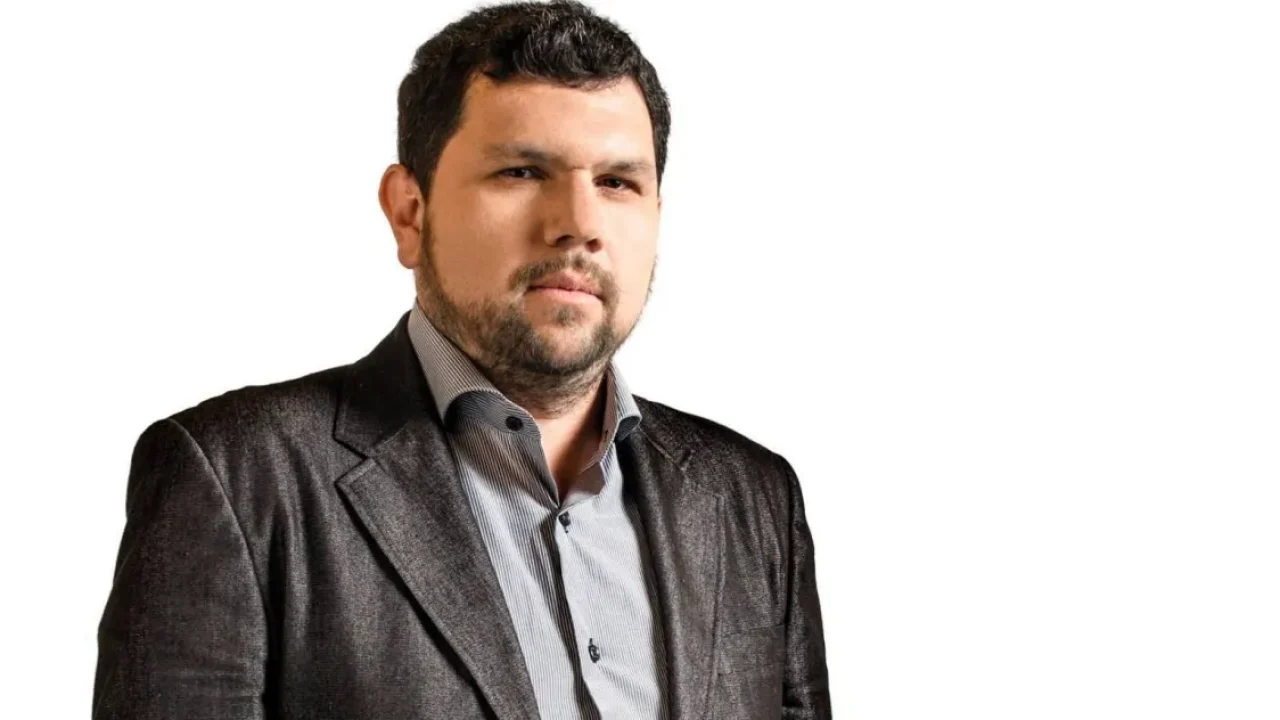 oswaldo-eutaquio-e1690819537736006651650202608052356.webp.webp