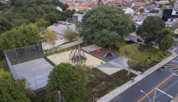 Reforma da Praça da Itália, em Santa Felicidade. — Foto: Reforma da Praça da Itá