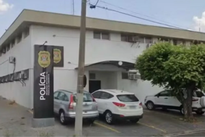 pastor-foge-de-motel006776540202610161802.png
