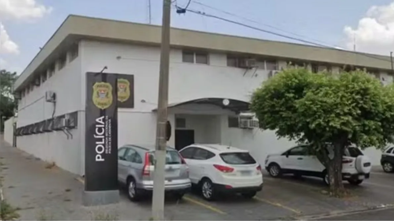 pastor-foge-de-motel006776540202610161802.png