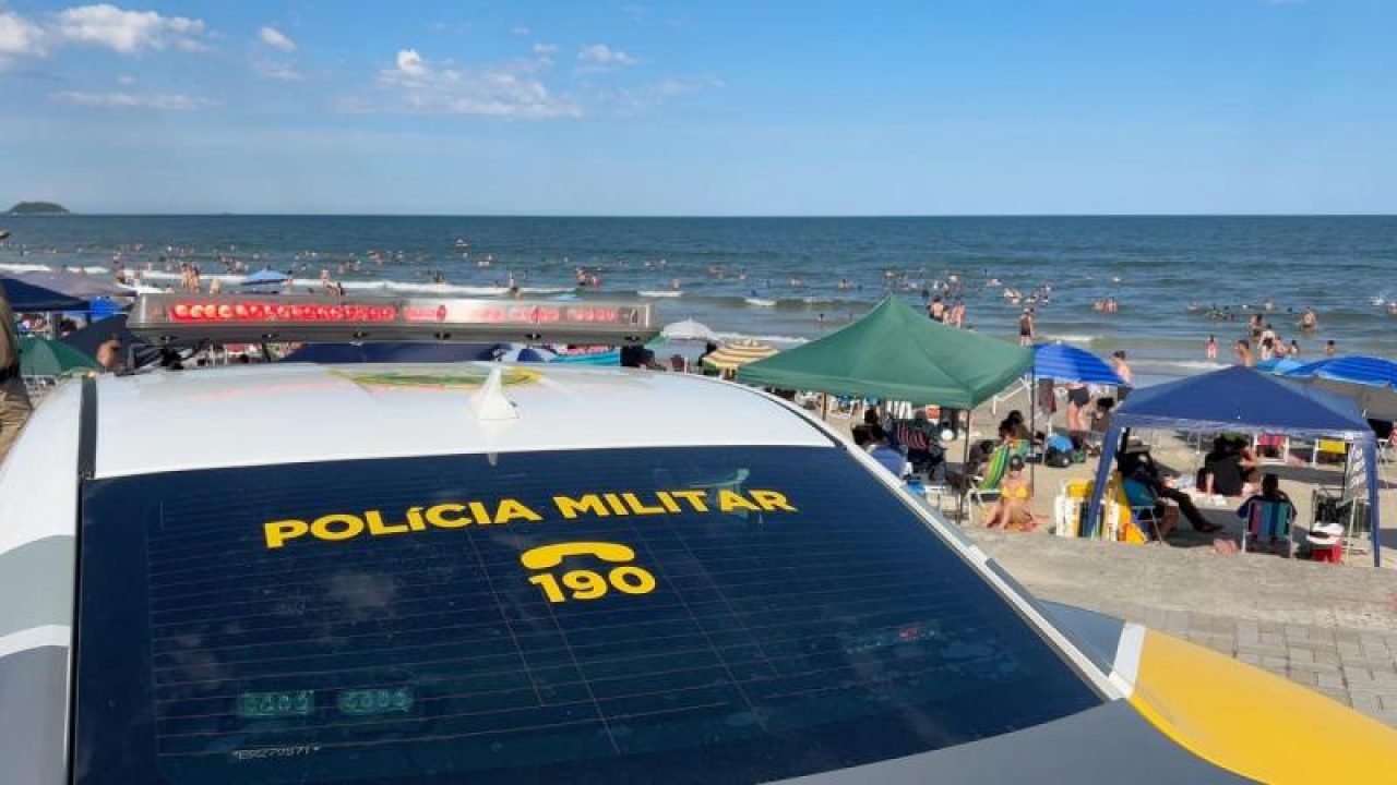 PMPR integra exposição das forças de segurança em Guaratuba — Foto: Governo do P