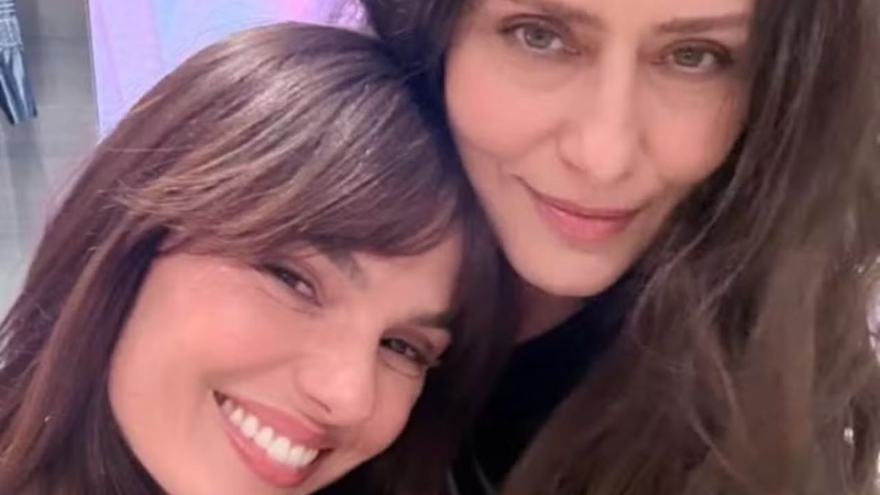 Foto: 1 de 1 Maria Fernanda Cândido e Isis Valverde brilham em festa pré-Oscar -