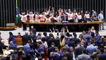 plenario-camara-dos-deputados-pec-reducao-jornada-trabalho-750x462-1