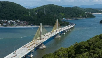 Foto: Governador Ratinho Junior anuncia entrega da Ponte de Guaratuba para 29 de