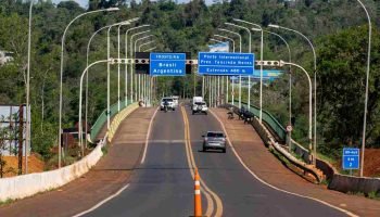 Desvio na Ponte Tancredo Neves Brasil-Argentina — Foto: Arte: DER-PR
