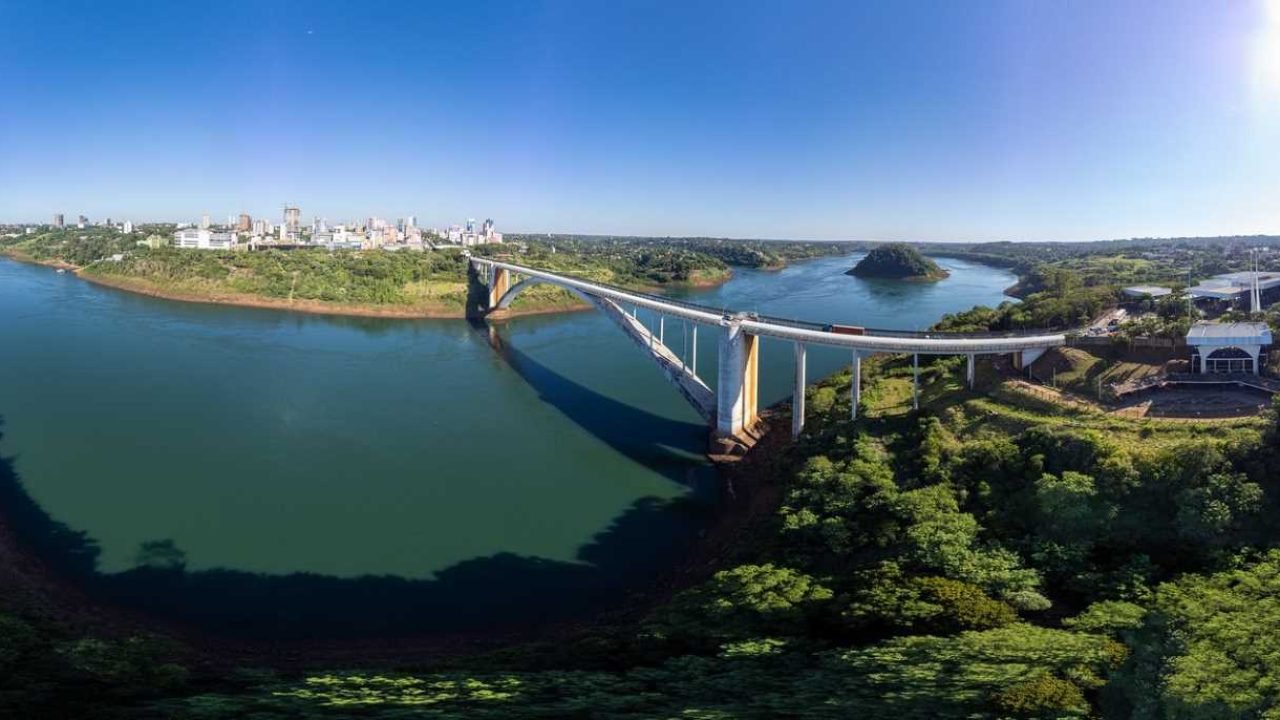 Pós-graduação gratuita em Integração Brasil–Paraguai — Foto: H2FOZ