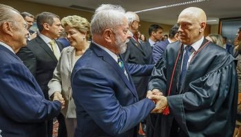 posse-tse-moraes-lula-dilma-ricardostuckert-2-750x440-1