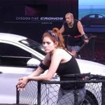 Ana Clara Lima e Kaysar Dadour, ficaram 42 horas e 58 minutos em pé em ci — Foto