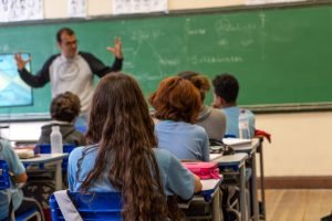 rede-estadual-de-ensino-do-parana-retorna-as-aulas006630000202607241357.jpg