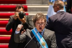reforma-trabalhista-de-milei-e-aprovada-no-senado-da-argentina