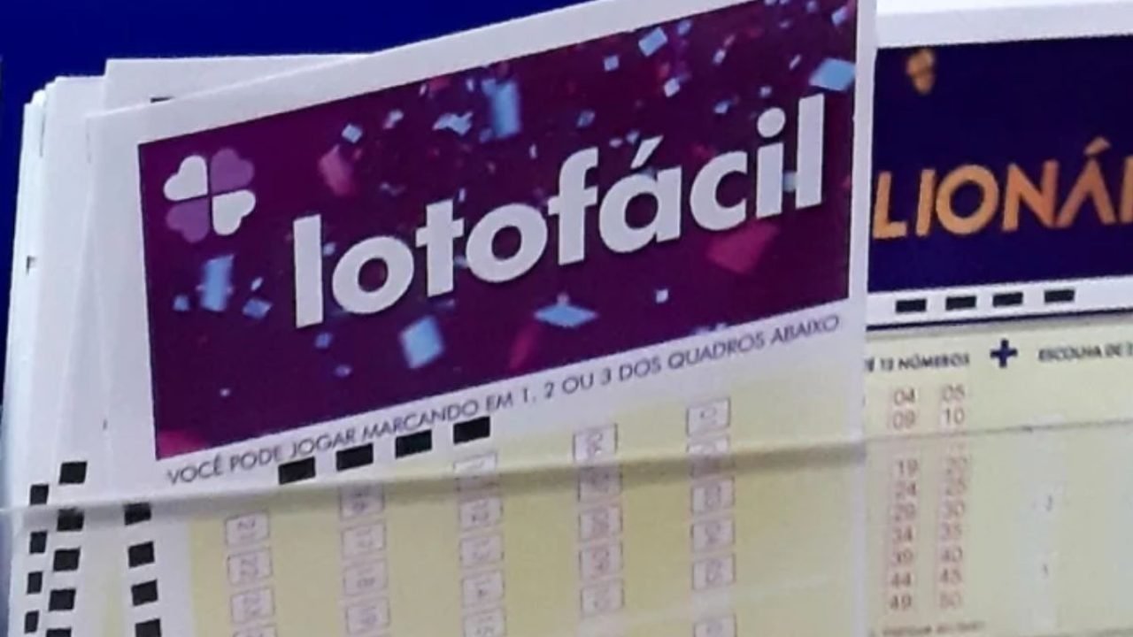 O jogador escolhe entre 15 e 20 números dentre os 25 disponíveis no volante. — F