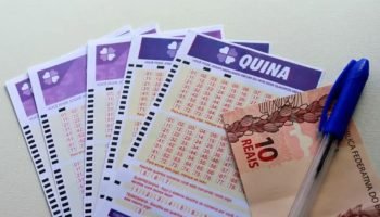 A aposta mínima, com cinco dezenas, custa R$ 3. — Foto: A aposta mínima, com cin