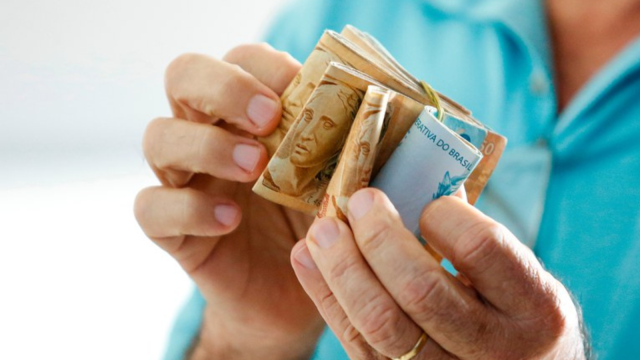 salario-minimo006683640202608250829.png