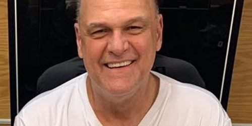 Foto: 1 de 1 Equipe de Oscar Schmidt se manifesta após internação do ex-atleta -