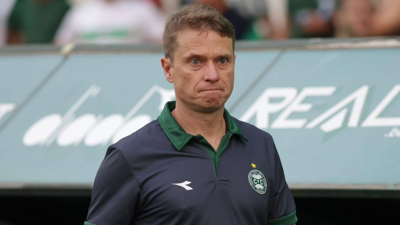 seabra-coritiba-bragantino-brasileirao-estreia