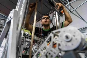 Aumento de custos no setor industrial em todo o país — Foto: Setor industrial pr