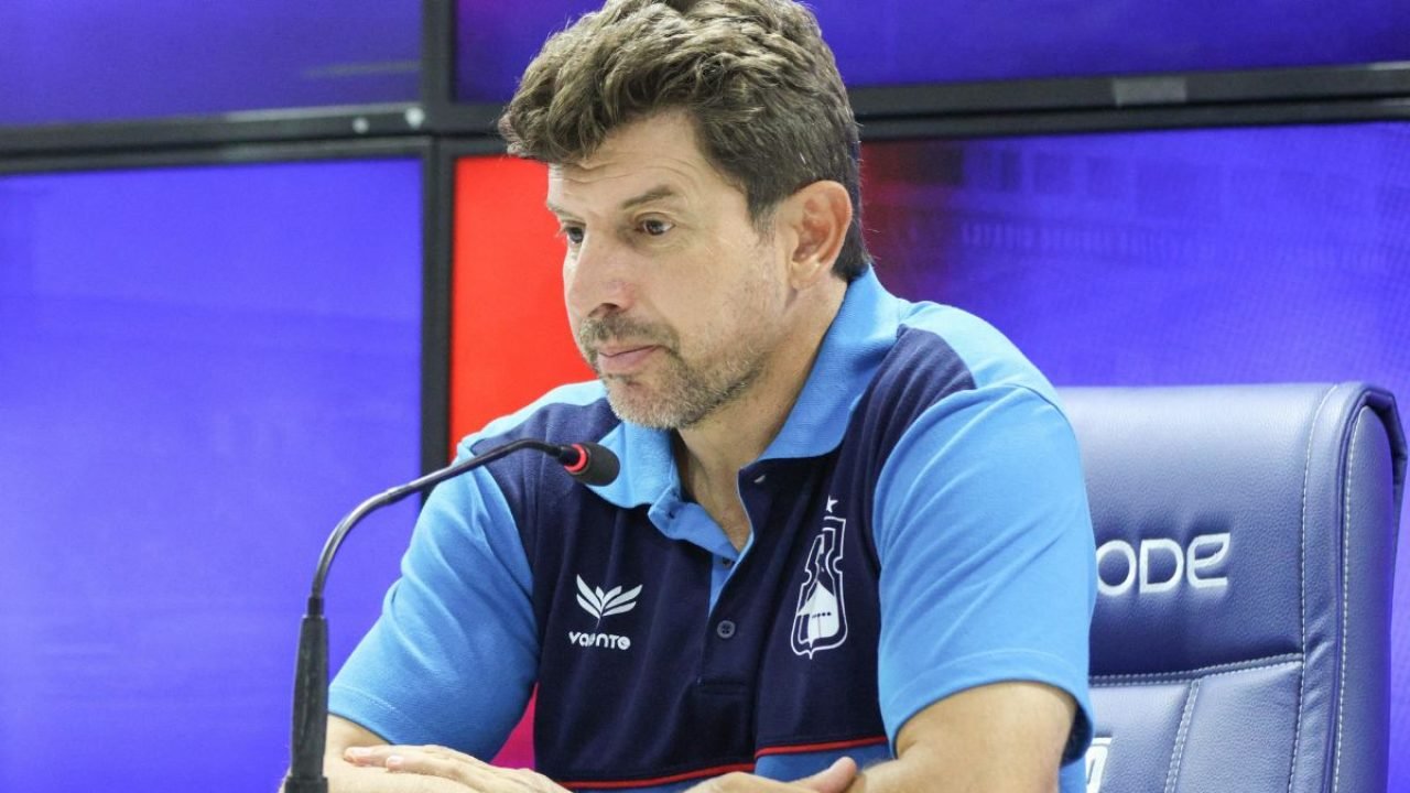 tcheco-dilema-parana-clube