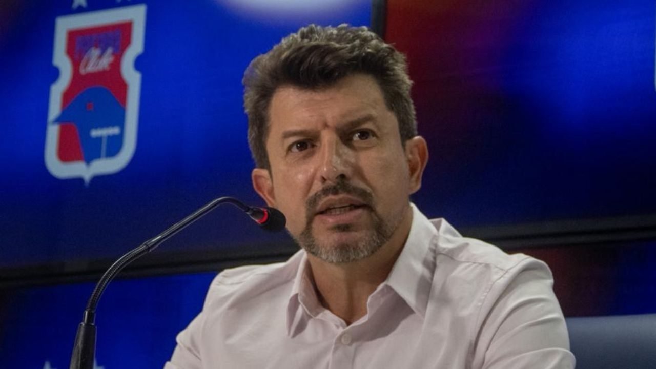 tcheco-parana-clube-apresentacao