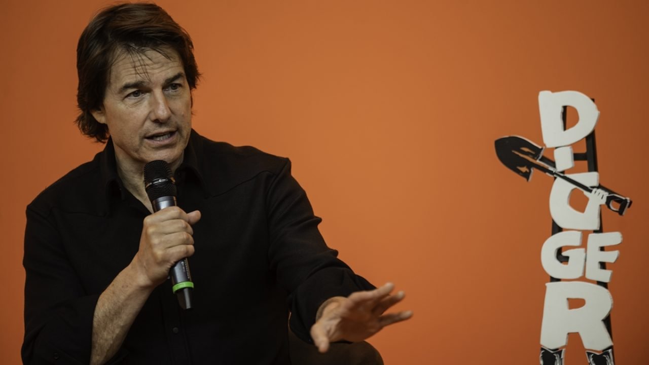 tom-cruise